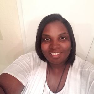 Meet your Posher, Candice